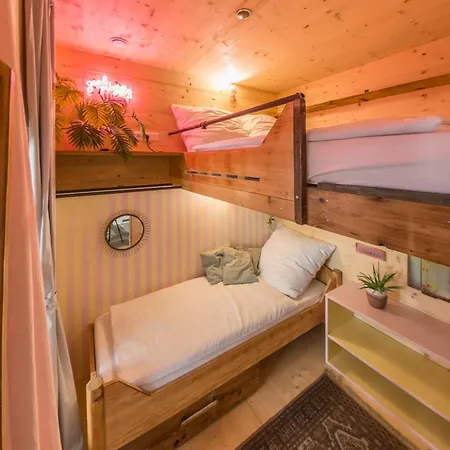 Hostel Viertel *